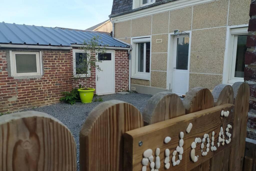 Le Nid Colas Cour Au Sud Velos A Dispo Fecamp Exterior photo